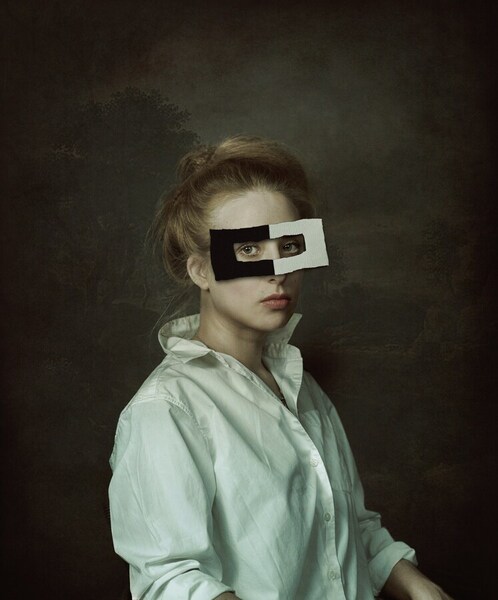 Photograph Albina Bougartchev I See You In Black And White on One Eyeland